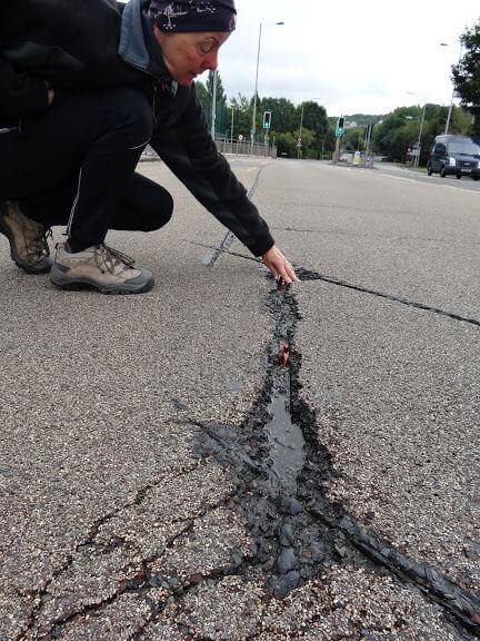 asphalt cracking