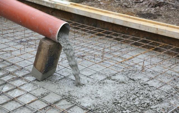 Concrete reinforcement design against cracking