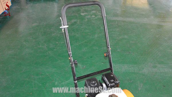 4 collapsible handle
