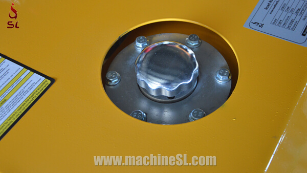6 Hydraulic oil hole