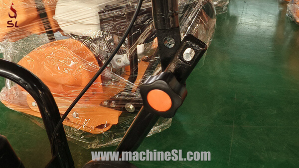 6 Folding knob 6 Folding knob