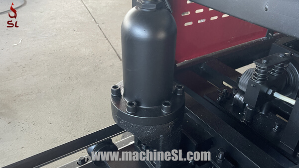 oil cylinder